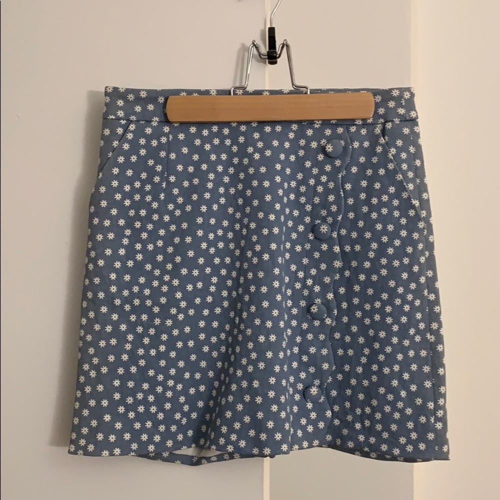 Floral mini skirt